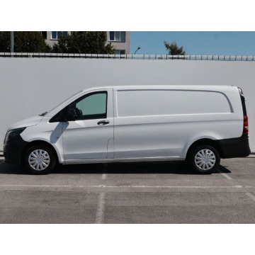 Mercedes - Benz Vito  Minivan/Van 2018,  1.6 diesel - Na sprzedaż za 47 999 zł - Lublin - zdjęcie 4