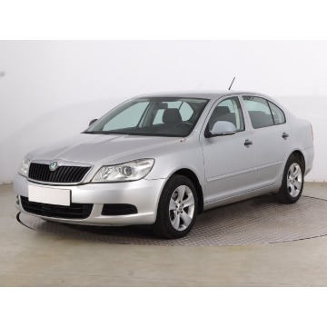 Skoda Octavia  Hatchback 2011,  1.6 diesel - Na sprzedaż za 10 999 zł - Grudziądz - zdjęcie 3