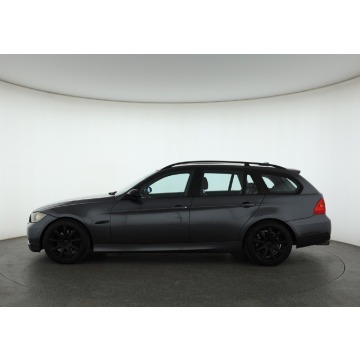 BMW Seria 3  Kombi 2008,  2.0 diesel - Na sprzedaż za 11 999 zł - Piaseczno - zdjęcie 4