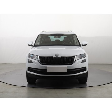 Skoda Kodiaq  SUV 2017,  2.0 benzyna, automat - Na sprzedaż za 87 999 zł - Katowice - zdjęcie 2