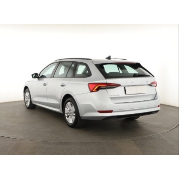 Skoda Octavia  Kombi 2022,  2.0 diesel - Na sprzedaż za 66 999 zł - Zabrze - zdjęcie 5
