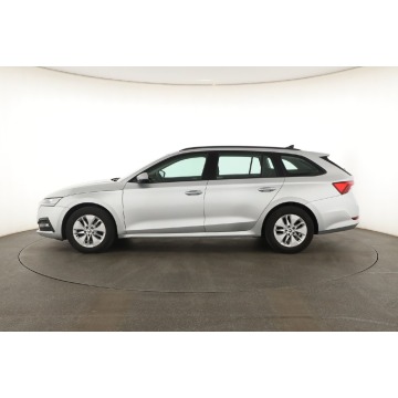 Skoda Octavia  Kombi 2022,  2.0 diesel - Na sprzedaż za 71 999 zł - Zabrze - zdjęcie 4