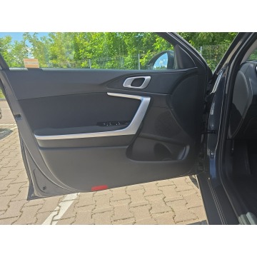 Kia Ceed  Kombi 2023,  1.5 benzyna - Na sprzedaż za 69 800 zł - Warszawa - zdjęcie 10