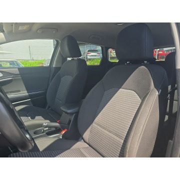 Kia Ceed  Kombi 2023,  1.5 benzyna - Na sprzedaż za 69 800 zł - Warszawa - zdjęcie 11