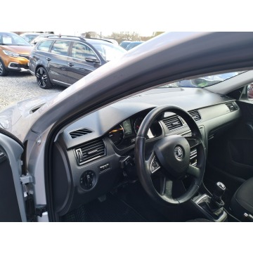 Skoda Rapid  Hatchback 2013,  1.2 benzyna - Na sprzedaż za 22 900 zł - Twardów - zdjęcie 8