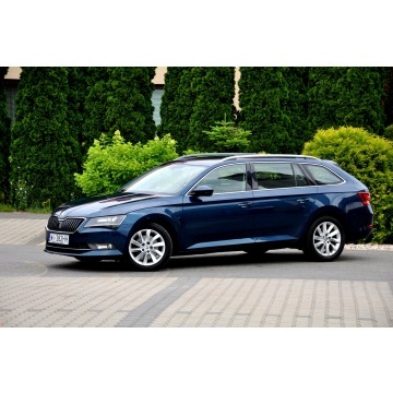 Skoda Superb  Kombi 2018,  2.0 diesel, automat - Na sprzedaż za 55 900 zł - Ostrów Mazowiecka - zdjęcie 2
