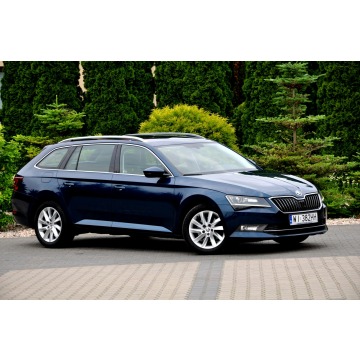 Skoda Superb  Kombi 2018,  2.0 diesel, automat - Na sprzedaż za 55 900 zł - Ostrów Mazowiecka - zdjęcie 8