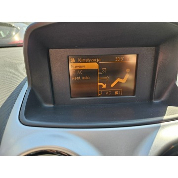 Opel Corsa  Hatchback 2013,  1.4 benzyna - Na sprzedaż za 14 900 zł - Ruda Śląska - zdjęcie 10