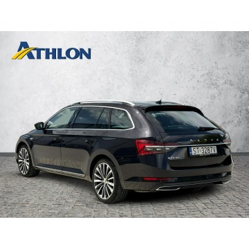 Skoda Superb  Kombi 2022,  2.0 diesel, automat - Na sprzedaż za 113 000 zł - Jawczyce - zdjęcie 3