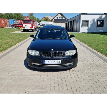 BMW Seria 1  Hatchback 2008,  2.0 diesel - Na sprzedaż za 20 000 zł - Strobice - zdjęcie 5
