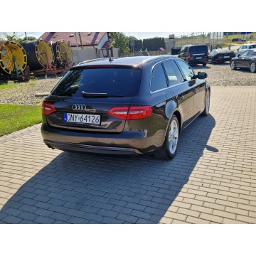 Audi A4  Kombi 2012,  2.0 diesel, automat - Na sprzedaż za 33 500 zł - Strobice - zdjęcie 11