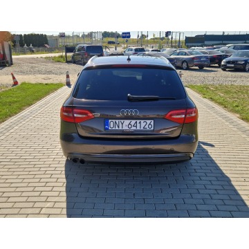 Audi A4  Kombi 2012,  2.0 diesel, automat - Na sprzedaż za 33 500 zł - Strobice - zdjęcie 7