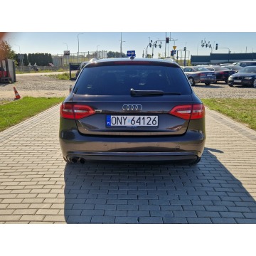 Audi A4  Kombi 2012,  2.0 diesel, automat - Na sprzedaż za 33 500 zł - Strobice - zdjęcie 8
