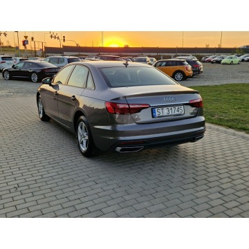 Audi A4  Sedan/Limuzyna 2020,  2.0 diesel, automat - Na sprzedaż za 75 000 zł - Strobice - zdjęcie 4