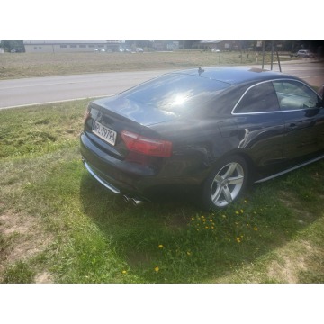 Audi A5  Coupe/Sportowy 2009,  2.7 diesel, automat - Na sprzedaż za 39 900 zł - Zągoty - zdjęcie 8