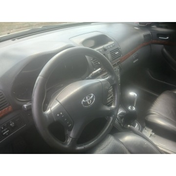 Toyota Avensis  Hatchback 2004,  2.0 benzyna - Na sprzedaż za 3 900,00 zł - Zągoty - zdjęcie 3