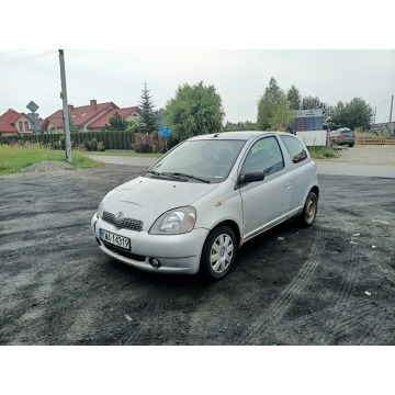 Toyota Yaris  Hatchback 2003,  1.3 benzyna - Na sprzedaż za 1 950,00 zł - Tarnów - zdjęcie 2