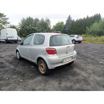 Toyota Yaris  Hatchback 2003,  1.3 benzyna - Na sprzedaż za 1 950,00 zł - Tarnów - zdjęcie 3
