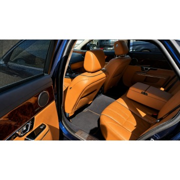 Jaguar XJ  Sedan/Limuzyna 2015,  3.0 benzyna, automat - Na sprzedaż za 79 900 zł - Gdynia - zdjęcie 8