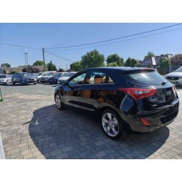 Hyundai i30 2012,  1.6 diesel - Na sprzedaż za 19 900 zł - Twardów - zdjęcie 4