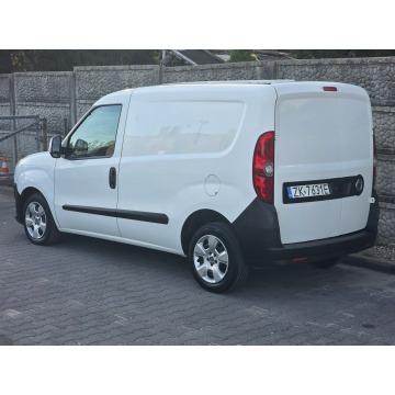 Fiat Doblo 2015,  1.6 diesel - Na sprzedaż za 21 900 zł - Koszalin - zdjęcie 7