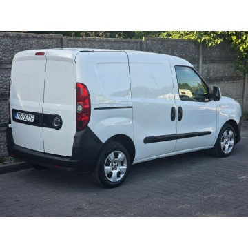 Fiat Doblo 2015,  1.6 diesel - Na sprzedaż za 21 900 zł - Koszalin - zdjęcie 9