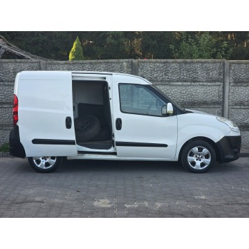 Fiat Doblo 2015,  1.6 diesel - Na sprzedaż za 21 900 zł - Koszalin - zdjęcie 6