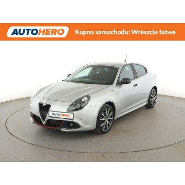 Alfa Romeo Giulietta - navi klima auto czujniki parkowania