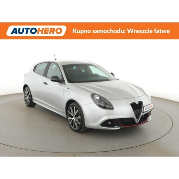 Alfa Romeo Giulietta  Hatchback 2020,  1.4 benzyna - Na sprzedaż za 58 900 zł - Warszawa - zdjęcie 10