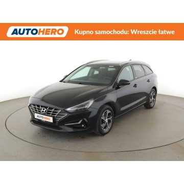 Hyundai i30 - automat kamera grzane fotele navi LED tempomat