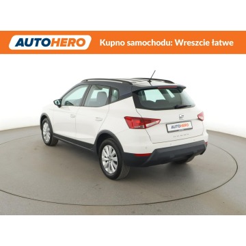 Seat Arona  SUV 2019,  1.6 diesel - Na sprzedaż za 49 900 zł - Warszawa - zdjęcie 4