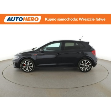 Volkswagen Polo  Hatchback 2020,  2.0 benzyna, automat - Na sprzedaż za 71 900 zł - Warszawa - zdjęcie 2