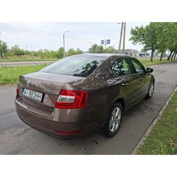 Skoda Octavia  Liftback 2018,  1.4 benzyna - Na sprzedaż za 48 900 zł - Łódź - zdjęcie 3