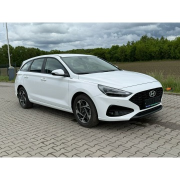 Hyundai i30  Hatchback 2025,  1.5 benzyna - Na sprzedaż za 37 900 zł - Sośnicowice - zdjęcie 2