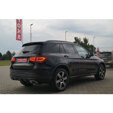 Mercedes - Benz GLC-klasa  SUV 2022,  2.0 hybryda, automat - Na sprzedaż za 134 900 zł - Goczałkowice-Zdrój - zdjęcie 7