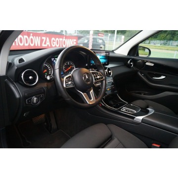 Mercedes - Benz GLC-klasa  SUV 2022,  2.0 hybryda, automat - Na sprzedaż za 134 900 zł - Goczałkowice-Zdrój - zdjęcie 12
