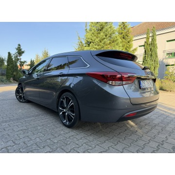 Hyundai i40  Kombi 2016,  1.7 diesel, automat - Na sprzedaż za 41 000 zł - Szczecin - zdjęcie 4