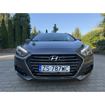Hyundai i40  Kombi 2016,  1.7 diesel, automat - Na sprzedaż za 41 000 zł - Szczecin - zdjęcie 2