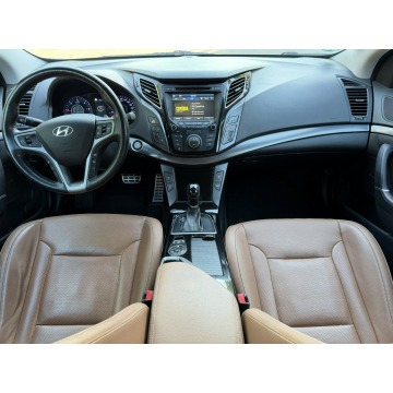 Hyundai i40  Kombi 2016,  1.7 diesel, automat - Na sprzedaż za 41 000 zł - Szczecin - zdjęcie 8