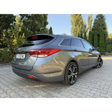 Hyundai i40  Kombi 2016,  1.7 diesel, automat - Na sprzedaż za 41 000 zł - Szczecin - zdjęcie 6