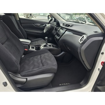 Nissan X-Trail  SUV 2016,  1.6 benzyna - Na sprzedaż za 56 000 zł - Sosnowiec - zdjęcie 9