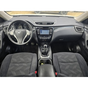 Nissan X-Trail  SUV 2016,  1.6 benzyna - Na sprzedaż za 56 000 zł - Sosnowiec - zdjęcie 8
