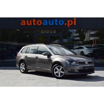 Volkswagen Golf  Kombi 2016,  1.6 diesel, automat - Na sprzedaż za 29 900 zł - Warszawa - zdjęcie 3