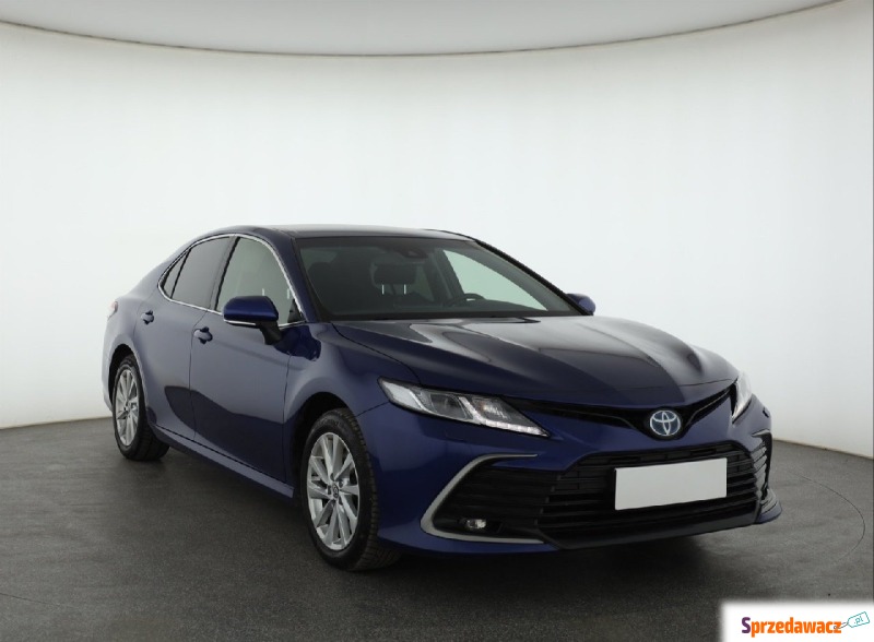Toyota Camry  Liftback 2022,  2.5 benzyna, automat - Na sprzedaż za 83 999 zł - Katowice