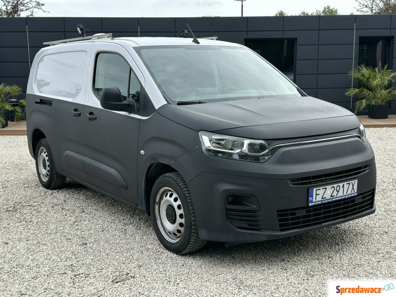 Fiat Doblo 2023,  1.2 benzyna - Na sprzedaż za 76 014 zł - Pęcice