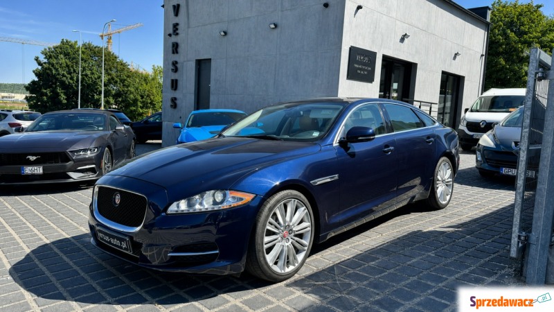 Jaguar XJ  Sedan/Limuzyna 2015,  3.0 benzyna, automat - Na sprzedaż za 79 900 zł - Gdynia