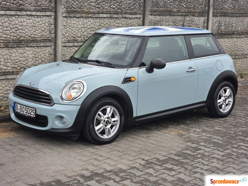 Mini Cooper  Hatchback 2011,  1.6 benzyna - Na sprzedaż za 16 900 zł - Koszalin