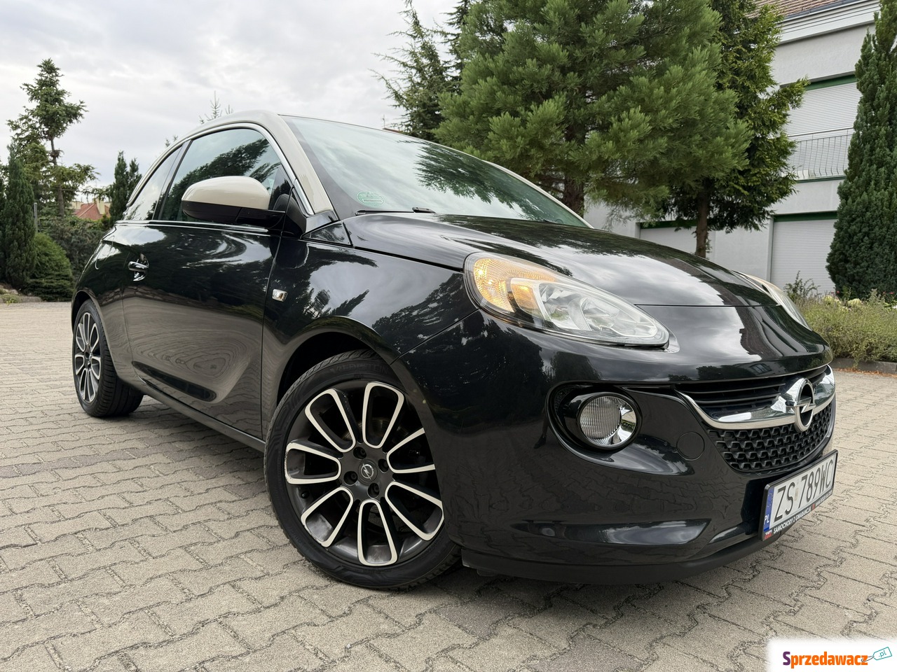 Opel Adam 2015