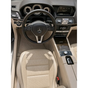 Mercedes - Benz E-klasa  Kabriolet 2014,  3.0 diesel, automat - Na sprzedaż za 60 000 zł - Białystok - zdjęcie 5