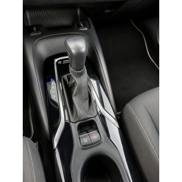 Toyota Corolla  Kombi 2021,  1.8 hybryda, automat - Na sprzedaż za 60 143 zł - Białystok - zdjęcie 5